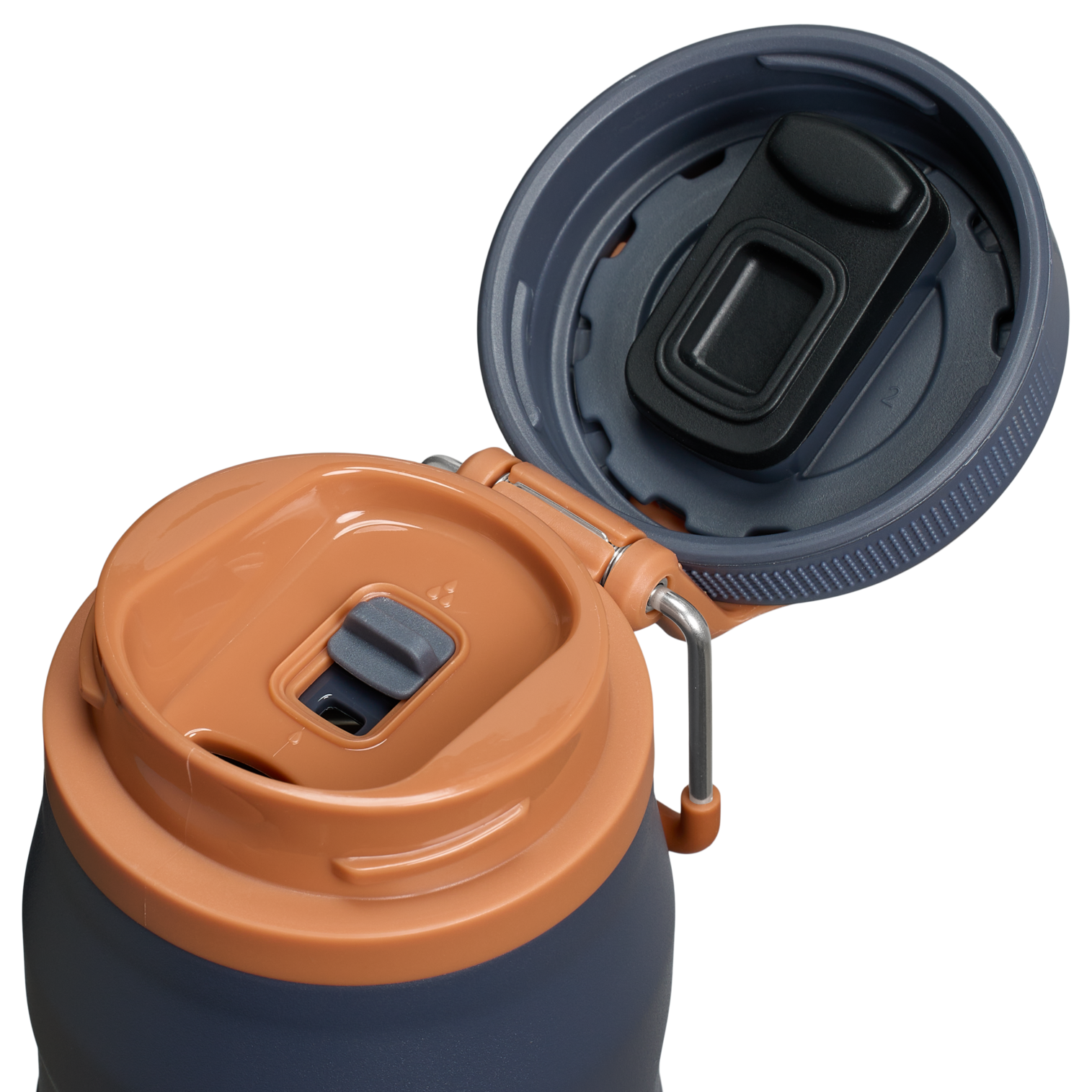 The IceFlow? Bottle with Twist Flip Lid | 24 OZ